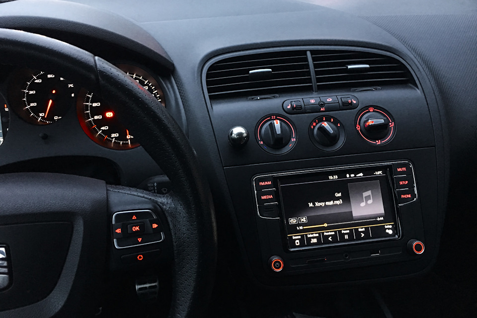 Заміна RNS 510 на RCD 330 plus 2