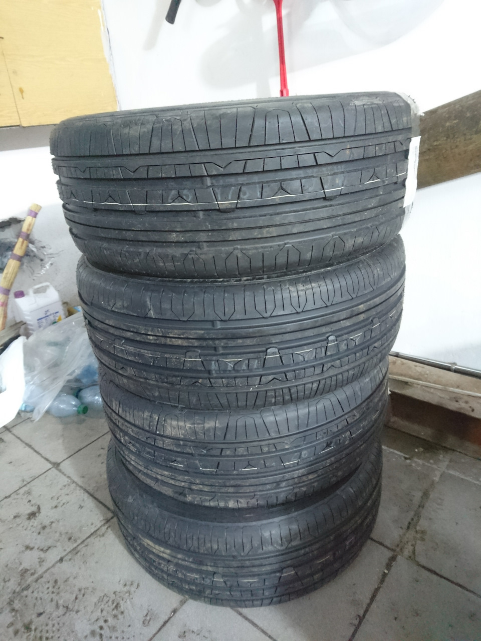 NITTO NT830 225/50R17 97Y 3