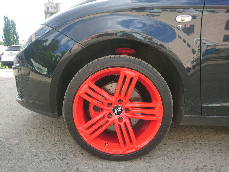 Спробував 225/40/18 45 8J 2