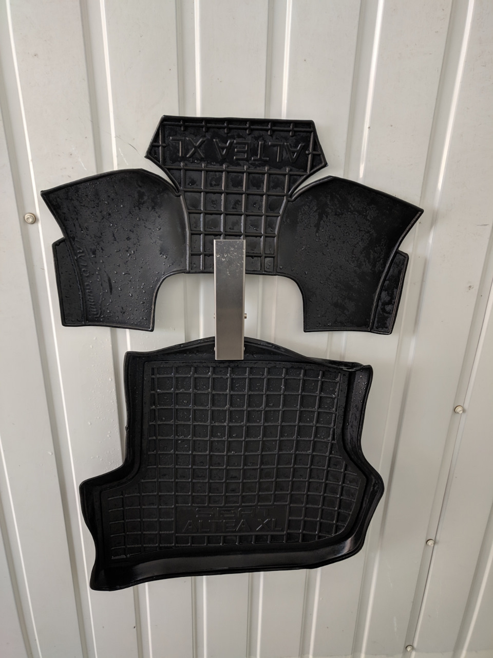 Килимки гумові в seat altea 3