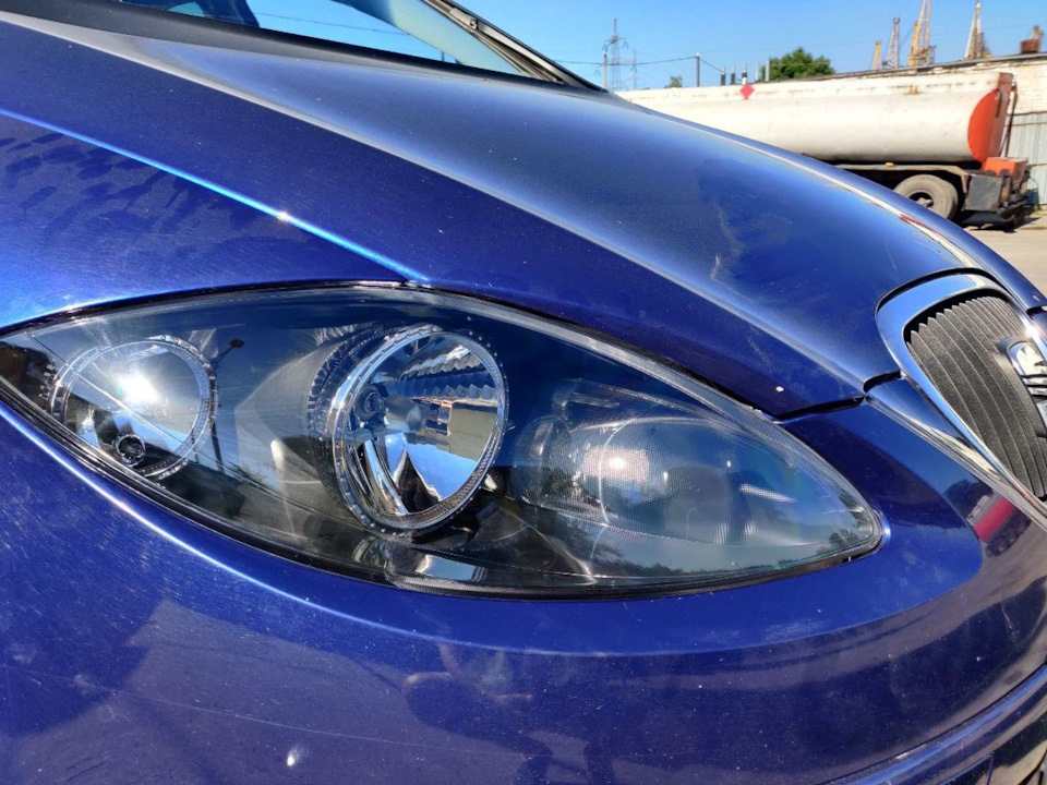 Нові фари DEPO на Seat Altea/Toledo 1