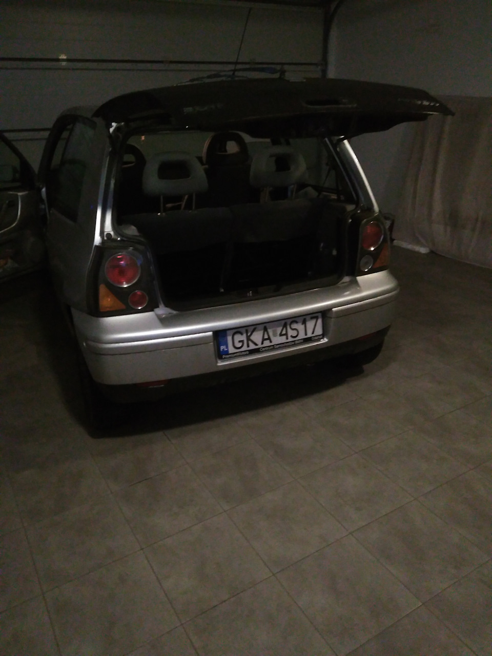 Заміна кришки багажника + нове скло) 1