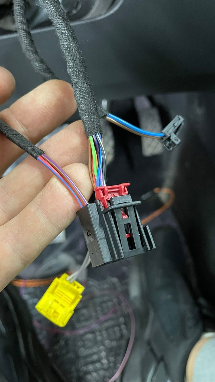 Steering wheel with heating & ACC 4