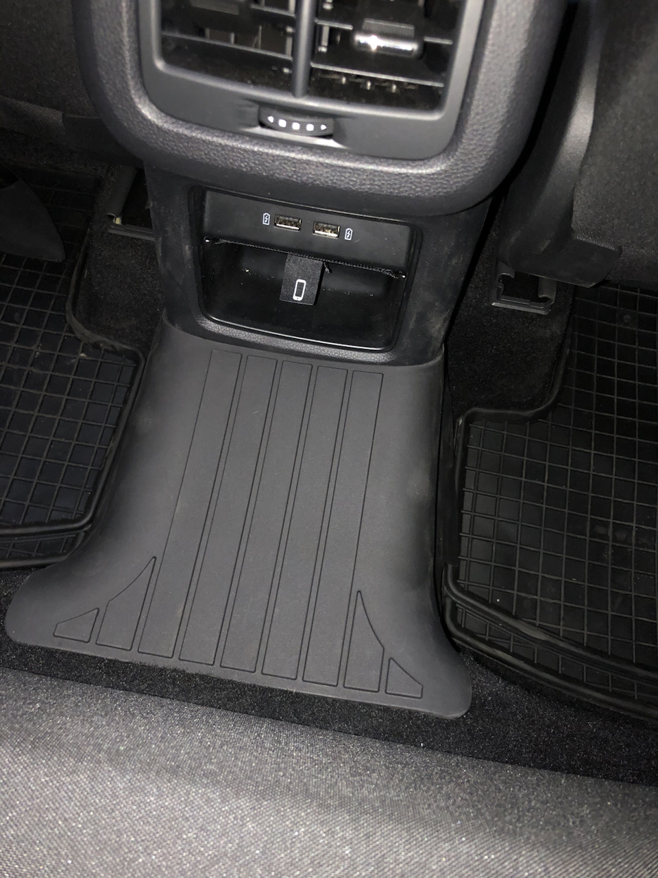 Пошкодив SEAT 1