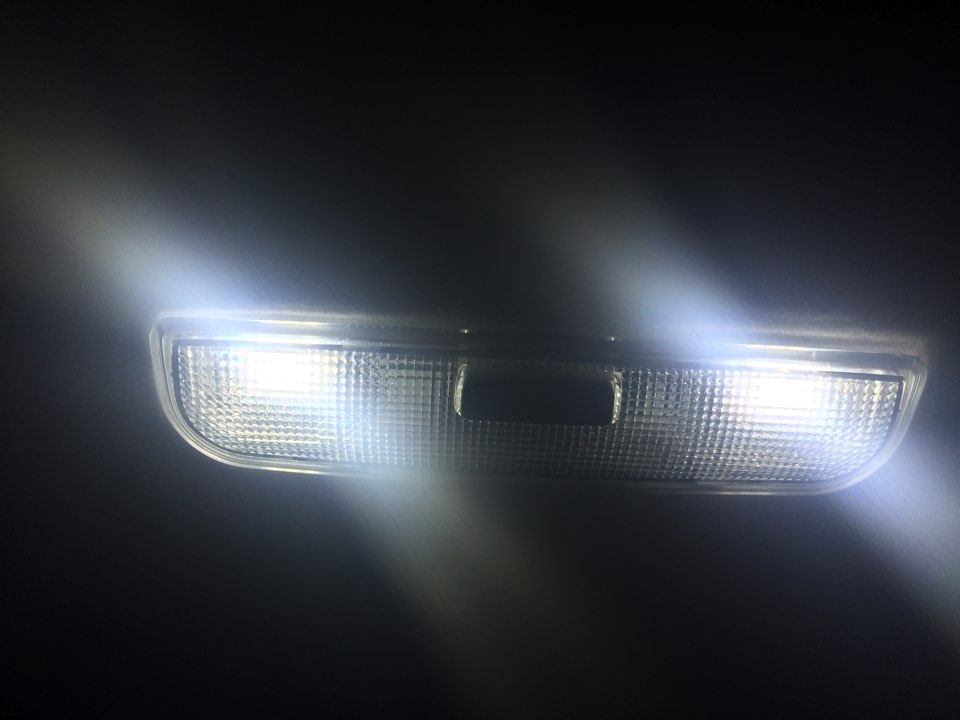 LED освітлення салону 5
