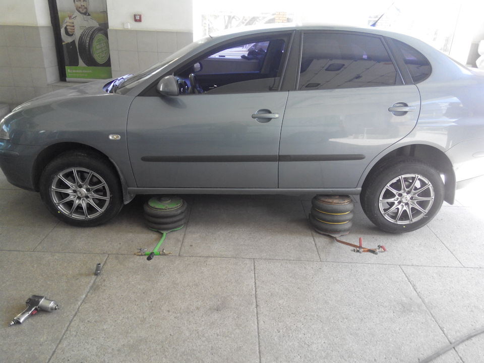 Літні капці 195/60/R15 88V 4