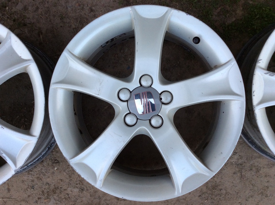 (Продано) Продам оригінальні диски Ronal від SEAT 3