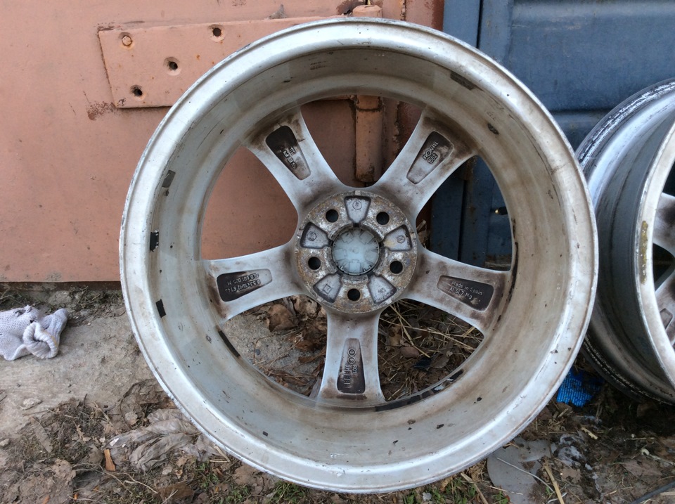 (Продано) Продам оригінальні диски Ronal від SEAT 5