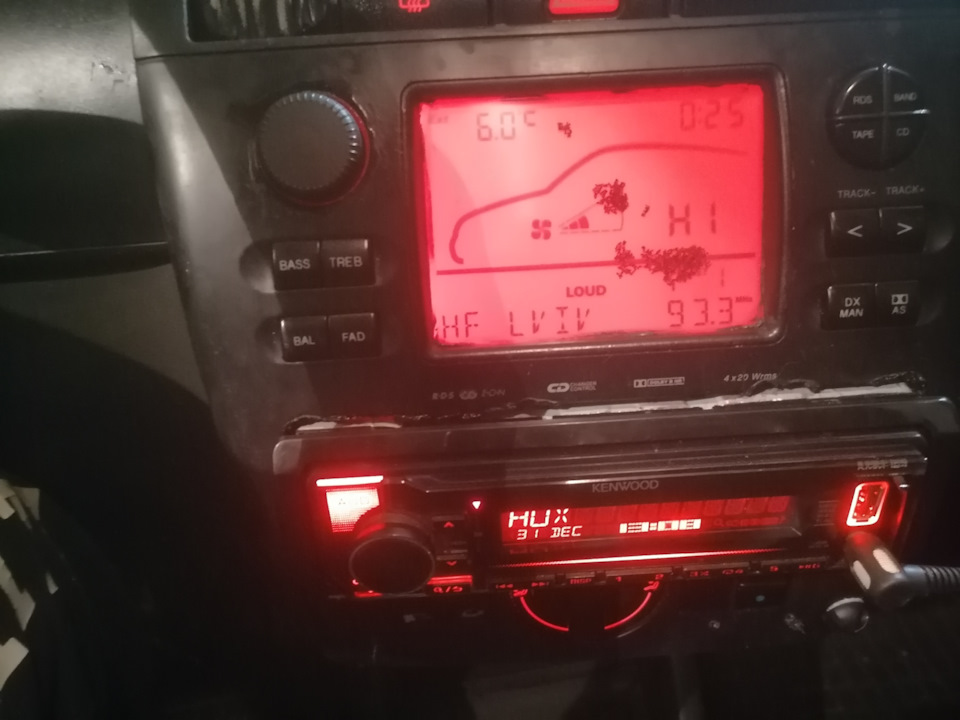 Штатна магнітола 1