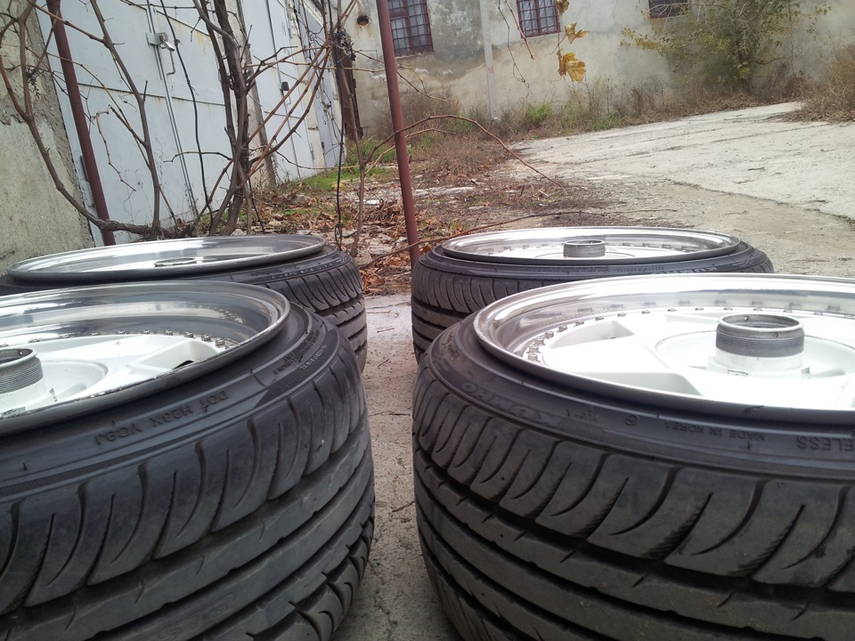 Autostrada Modena 8.5j/9j and Kumho 195/40/17 for sale (диски продані) 4