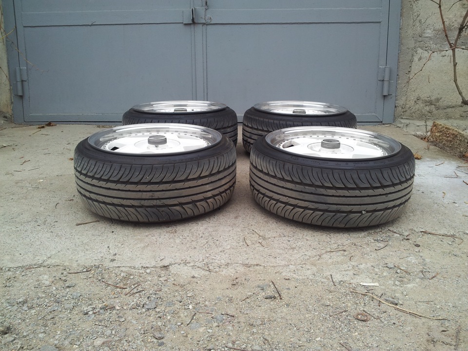 Autostrada Modena 8.5j/9j and Kumho 195/40/17 for sale (диски продані) 5