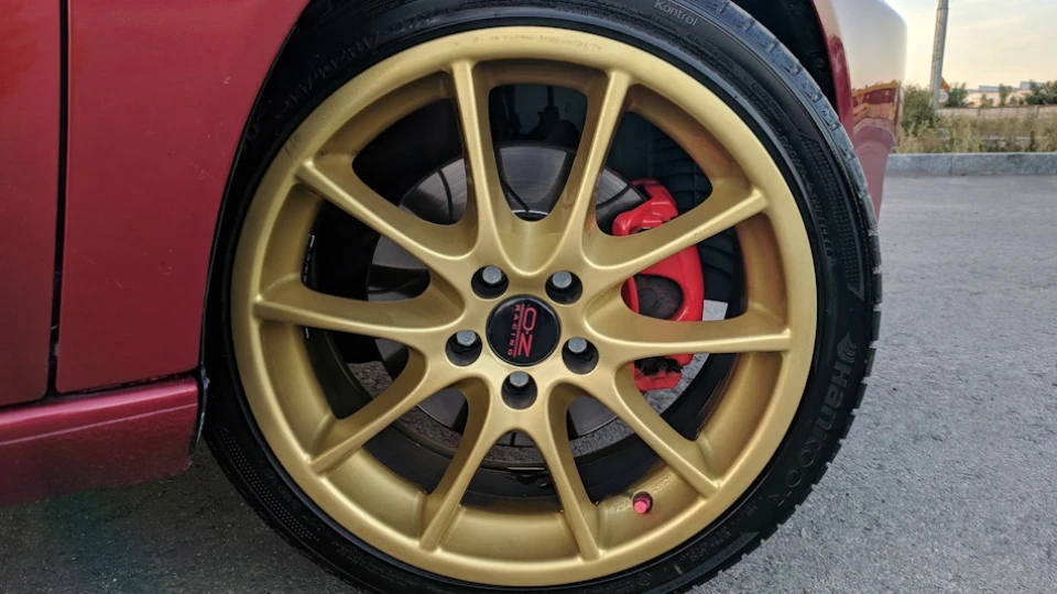 Продам Dezent N Gold ET38 J7 5x100 DIA 60.1