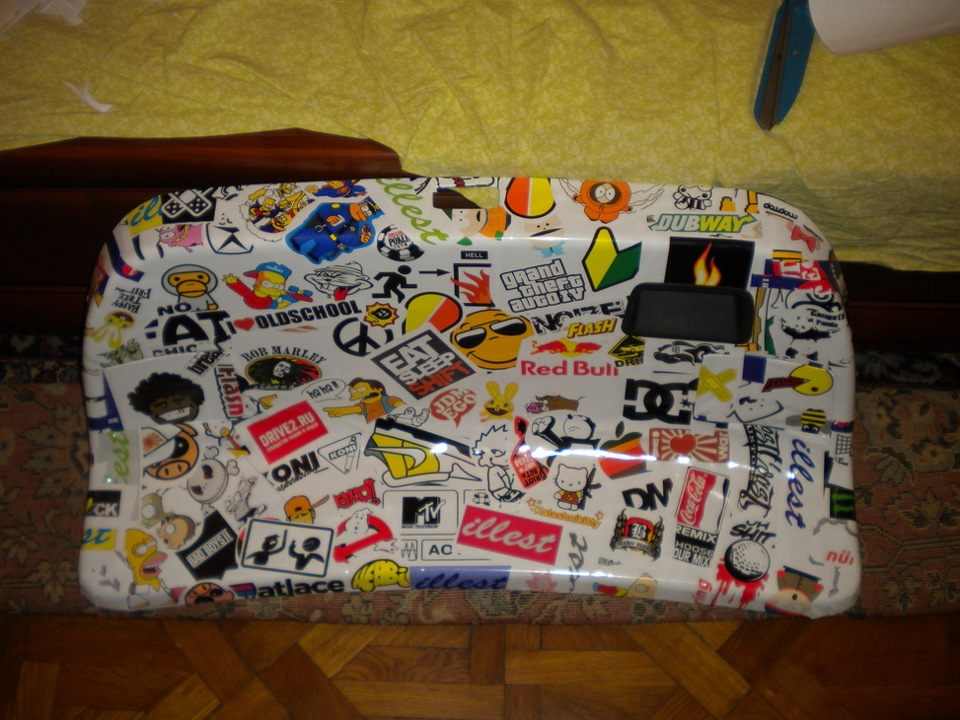 STICKER BOMBING підкришки багажника 5