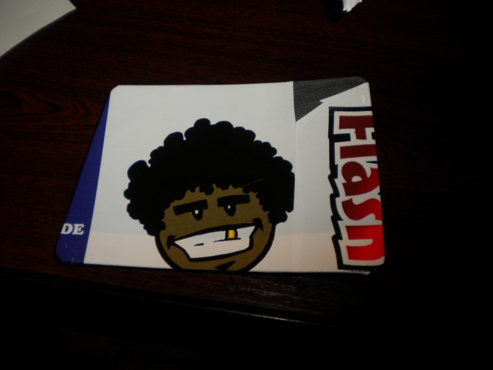 STICKER BOMBING підкришки багажника 4