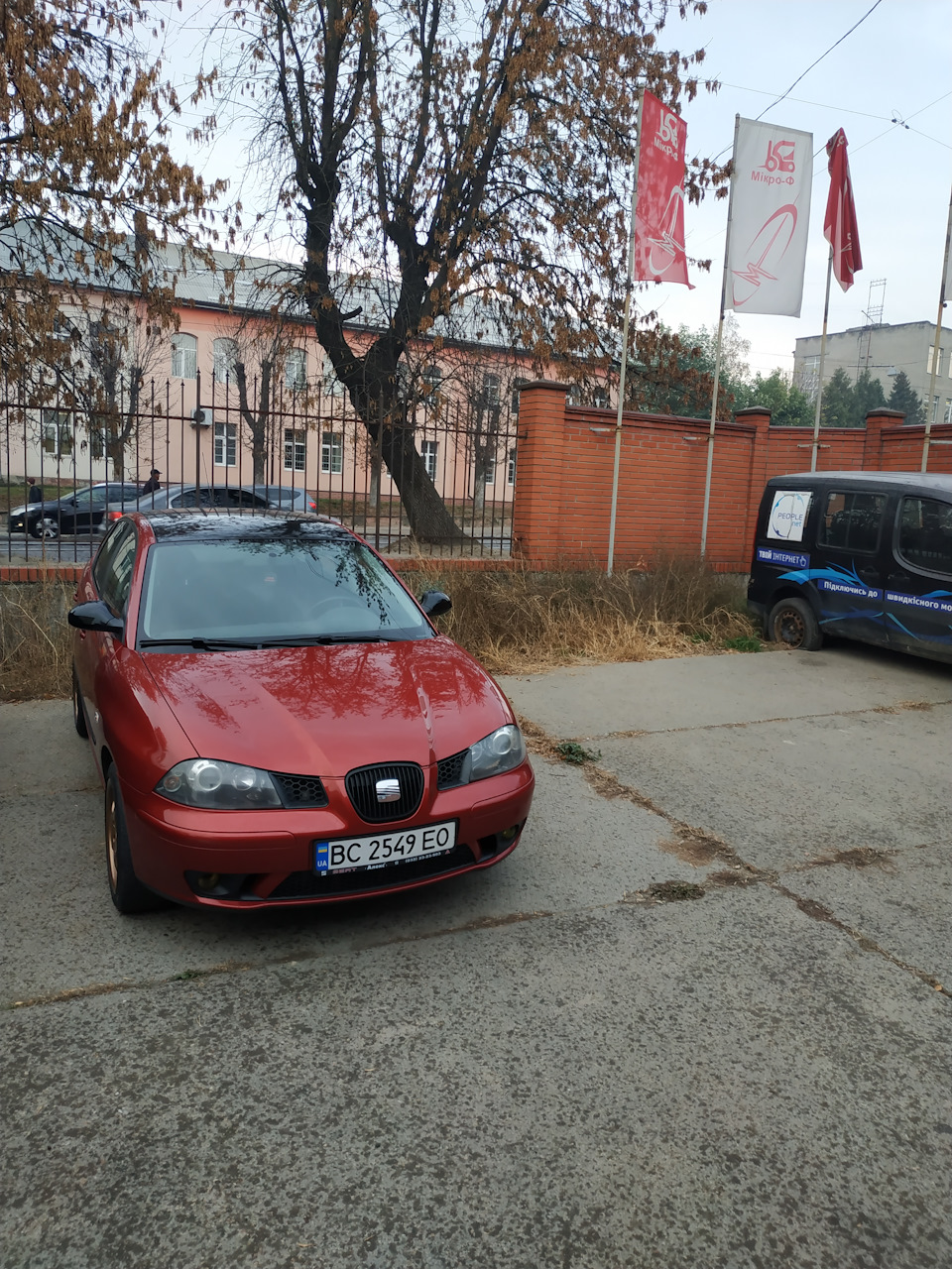 Дах і дзеркала в чорний глянець 2