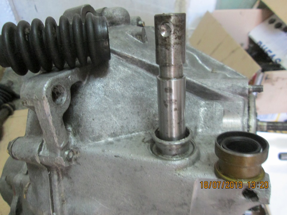 Заміна сальника КПП SEAT Ibiza 021a 0.9л. 1