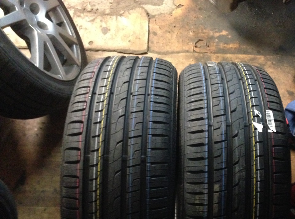 Barum BRAVURIS 3 HM 215/40 ZR17, і прикрощі 4