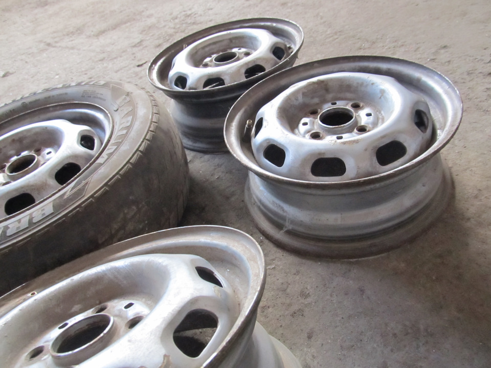 Продам диски сталь Toyota, Nissan, Kia, Hyundai R13 4*100 dia 54.1 2