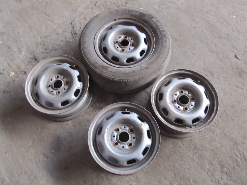 Продам диски сталь Toyota, Nissan, Kia, Hyundai R13 4*100 dia 54.1 4