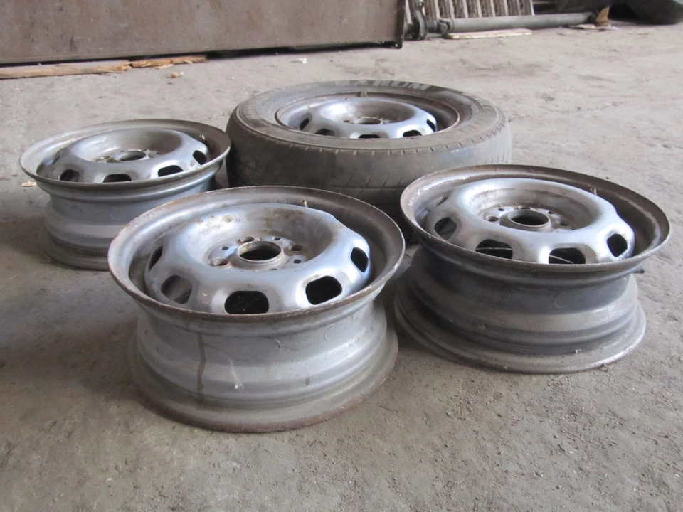 Продам диски сталь Toyota, Nissan, Kia, Hyundai R13 4*100 dia 54.1