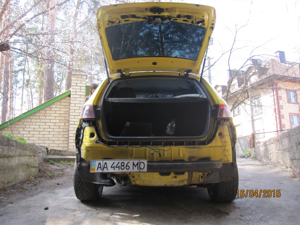 підсвічування в багажнику 4