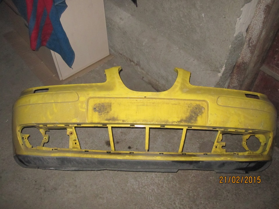 продам передній бампер 1