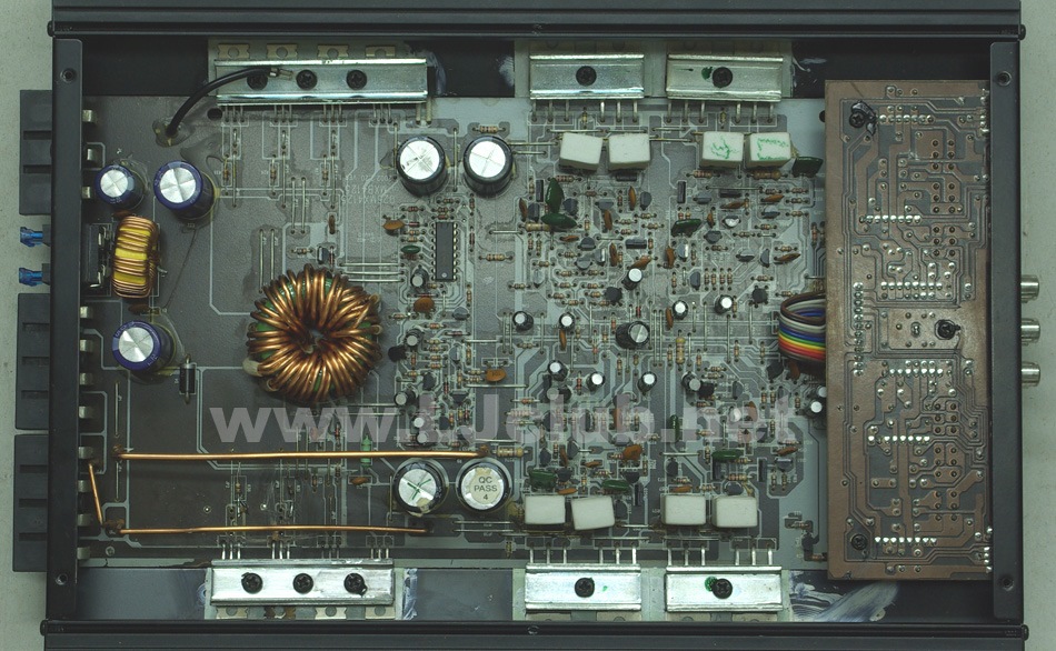 Допоможіть розібратися з Crunch Blackmaxx MXB480 3