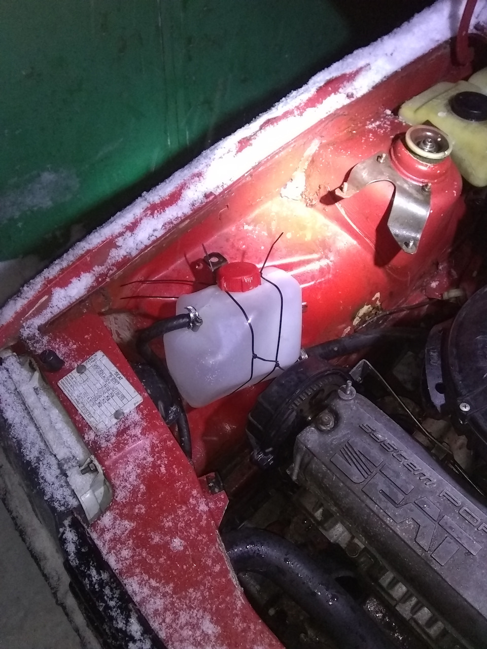 перший колгоспинг або заміна розширювального бачка 3