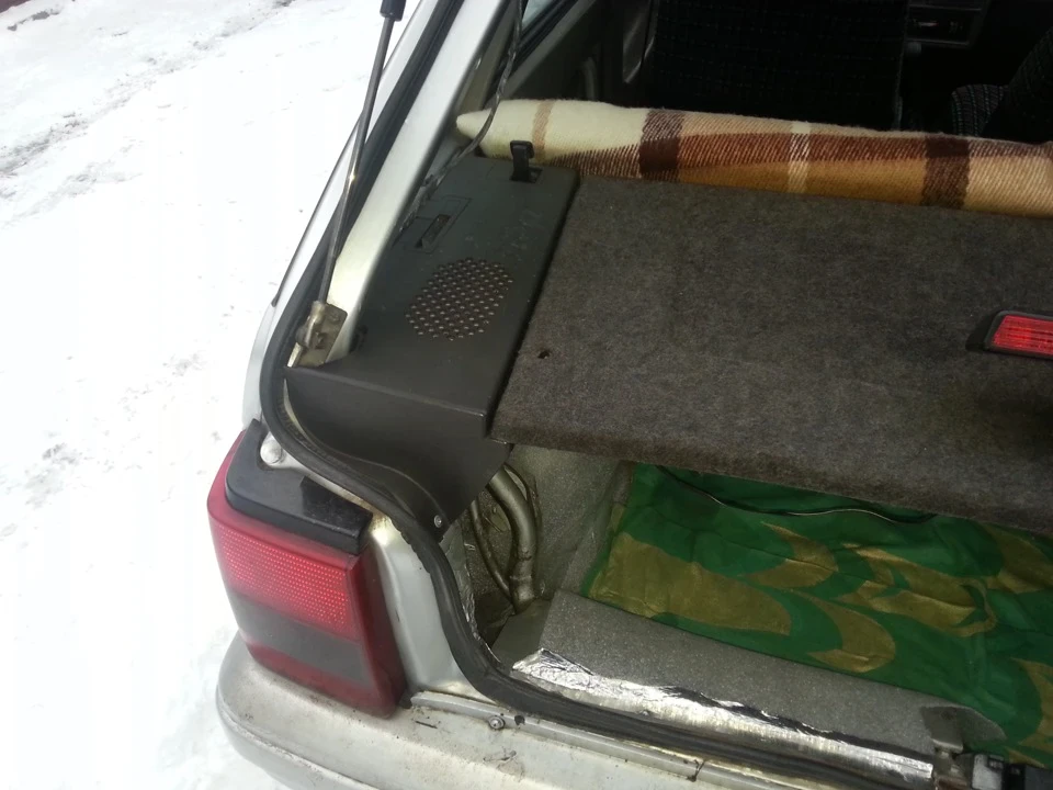 Шумка з підручних матеріалів