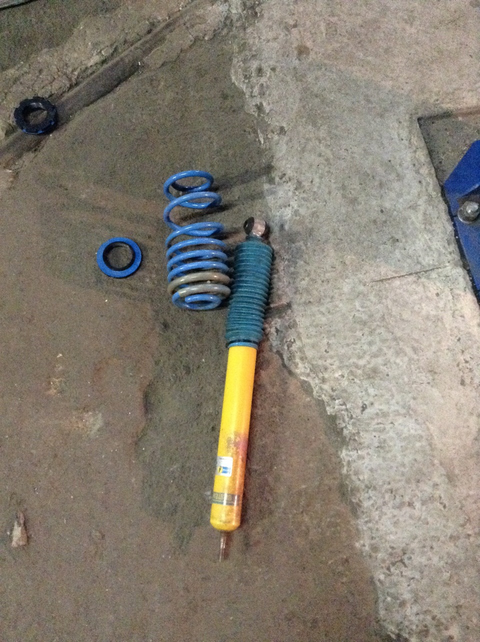 Встановлено Bilstein b14 1