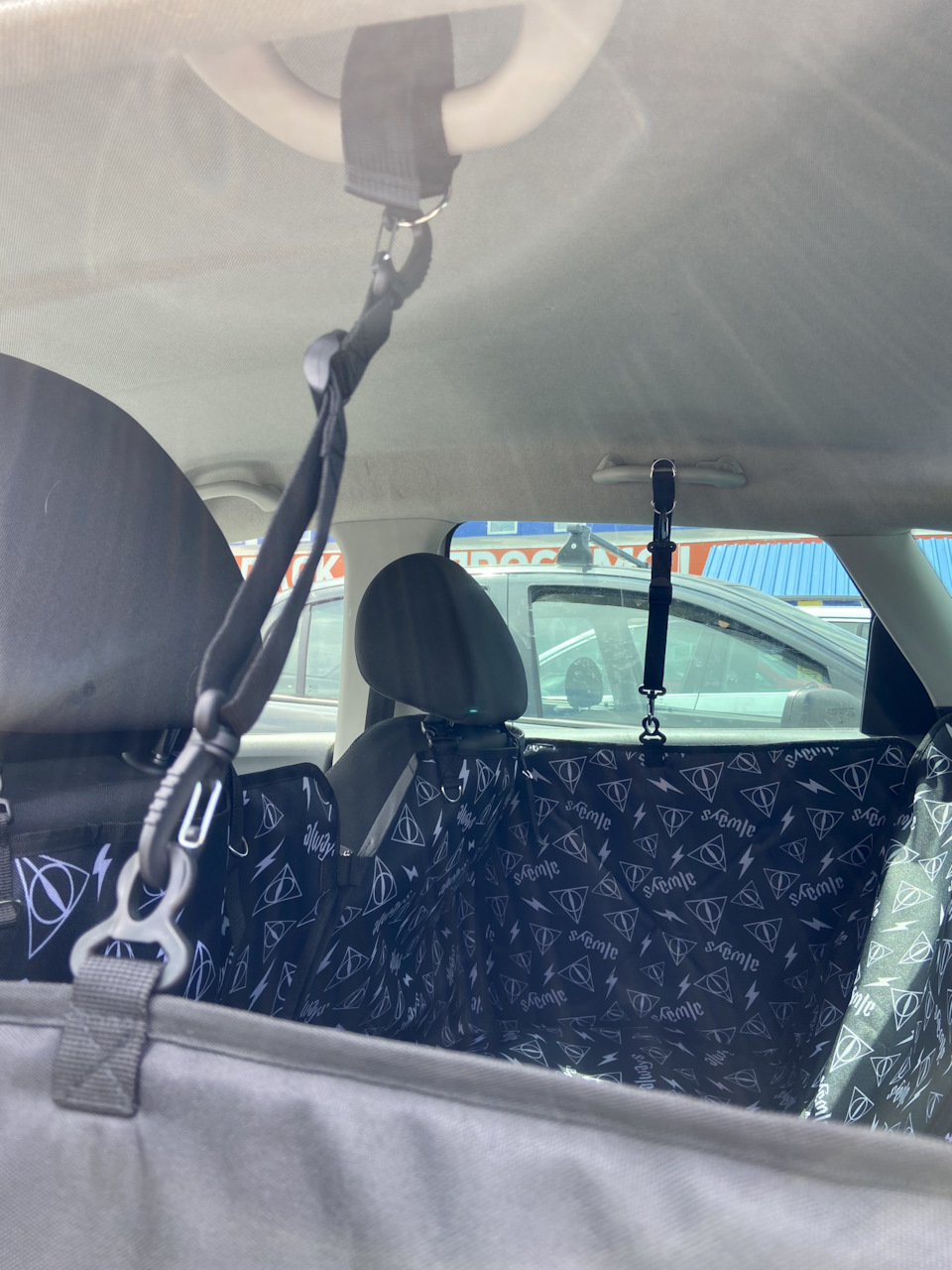 Собачий автогамак 5
