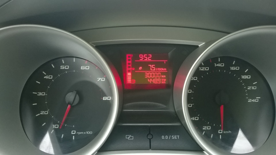 30 000 позаду 1