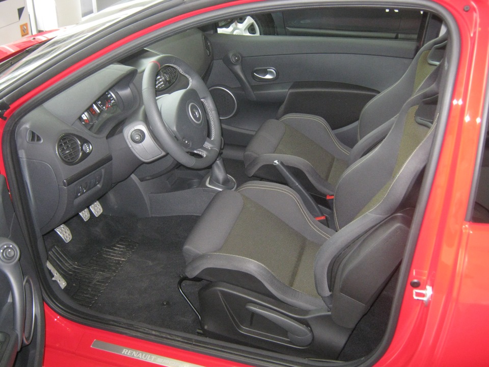 Продаж Clio RS 3