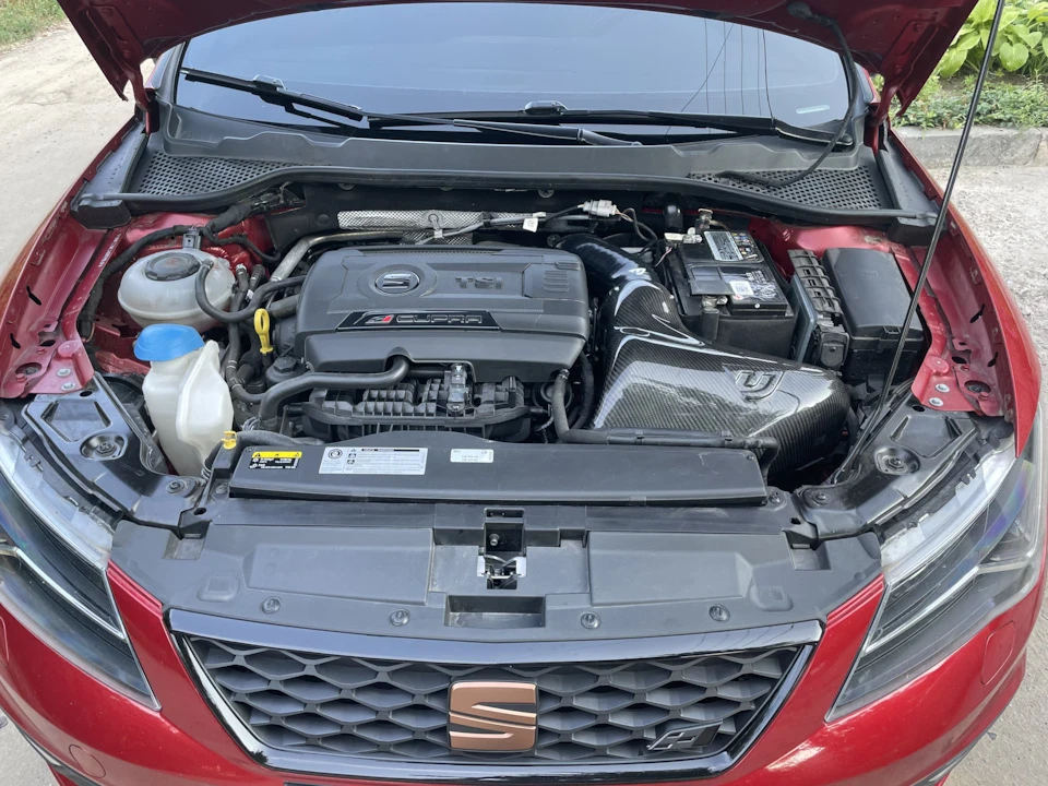 Карбоновий впуск Unitronic
