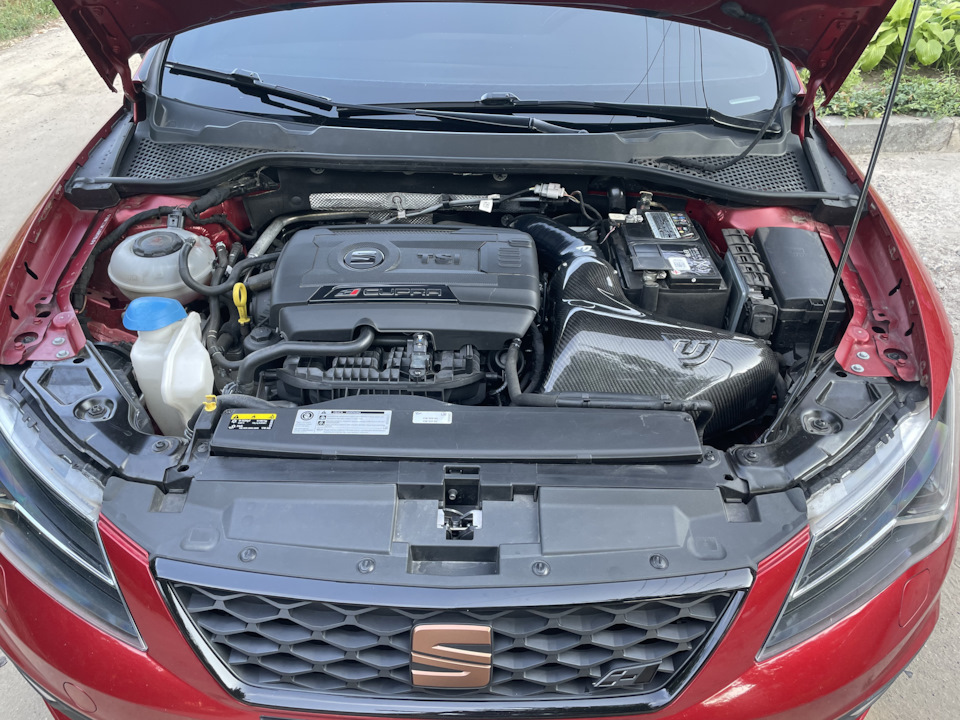 Карбоновий впуск Unitronic 1