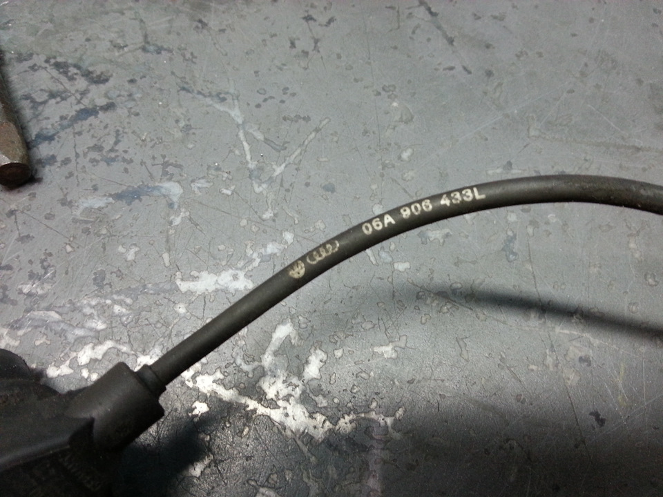 Не заводиться вранці на холодну. 16706 - engine speed sensor (G28) 4