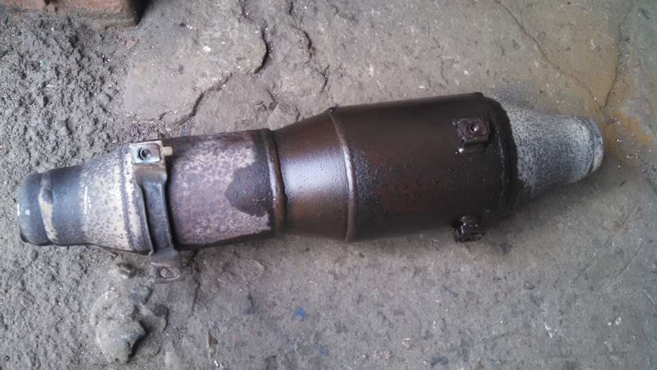 Видалення каталізатора LEON 1m 1.8t (AUQ) 1