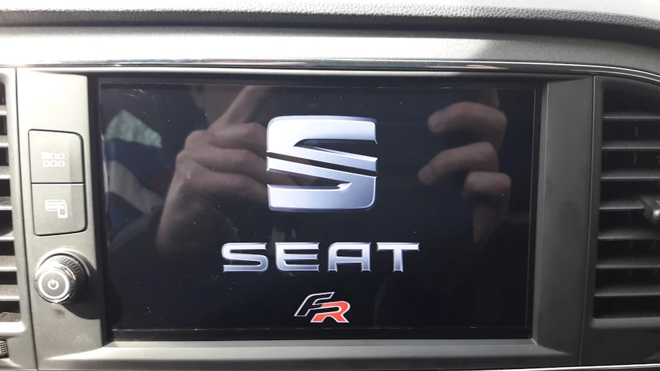 Seat Mib2 high + 8 телевізор