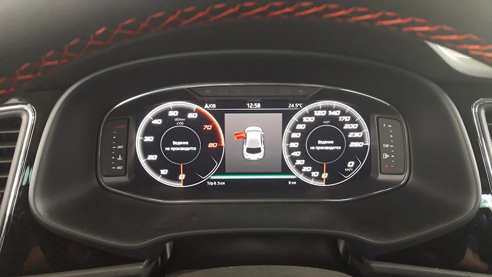 В Одесу завезли Seat LEON із цифровим приладдям.