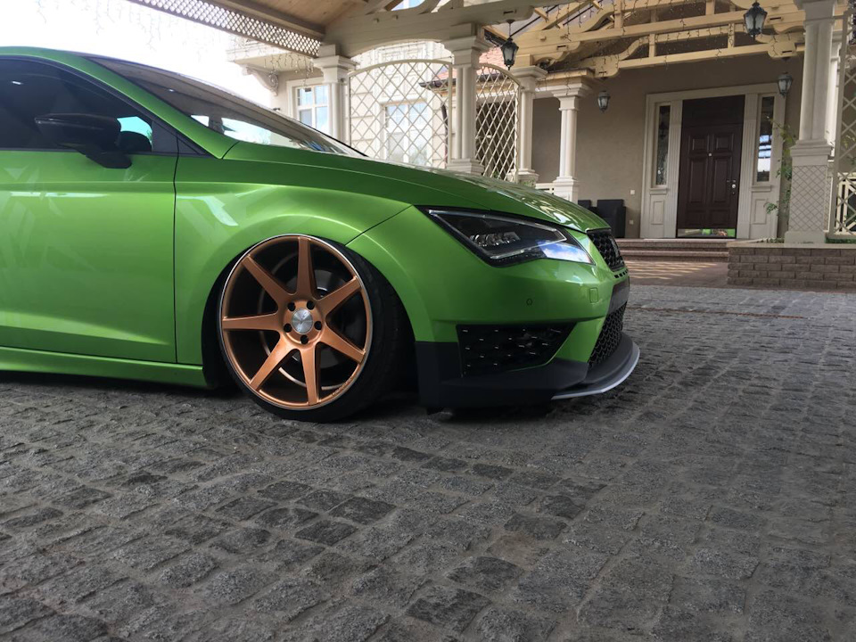 *Тимчасово* Продаю свої Диски Vossen CV7 4