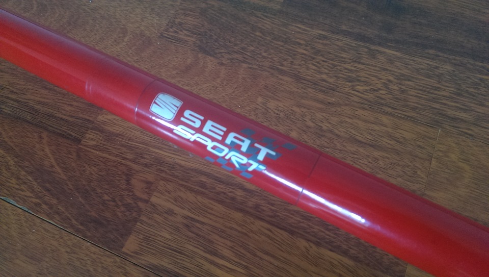 Продаю передню розпірку Seat Sport на Ibiza 6L 2
