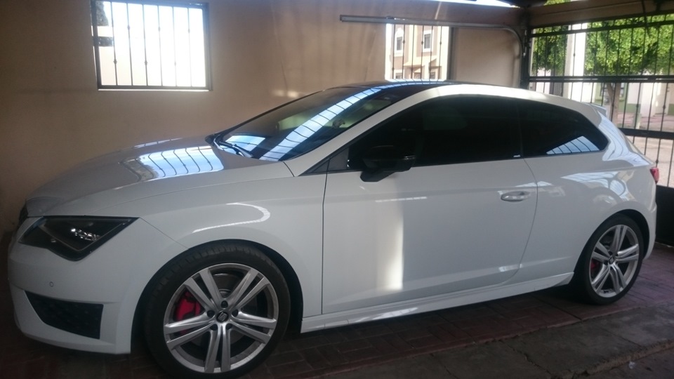 Продам пороги оригінал на Seat Leon SC 5