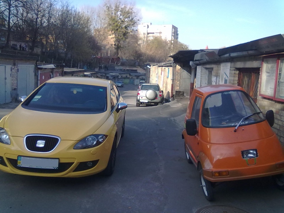 спортивний автомобіль 1