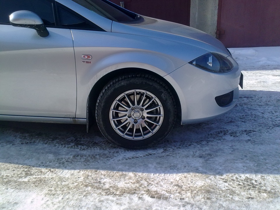 R 15 на Леоні 2