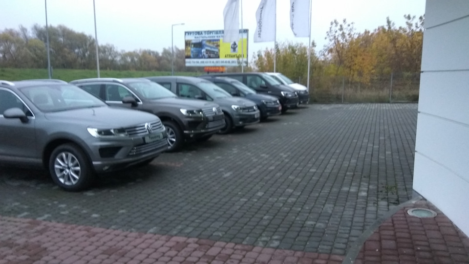 Заїхав до оф дилеру Volkswagen на заміну термостата. 3