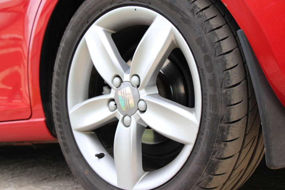 Brigestone potenza RE 002 2