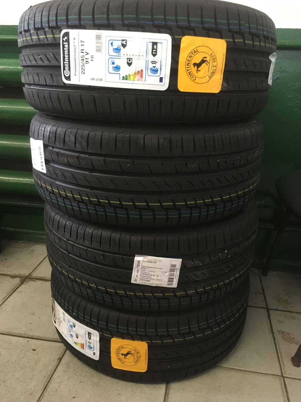 Continental ContiPremiumContact 6 225/45 R17 91V FR 1