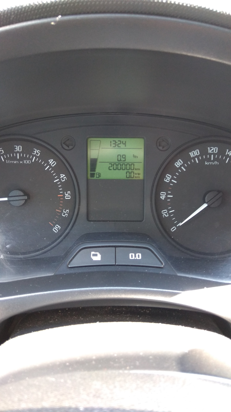 200 000 км 1