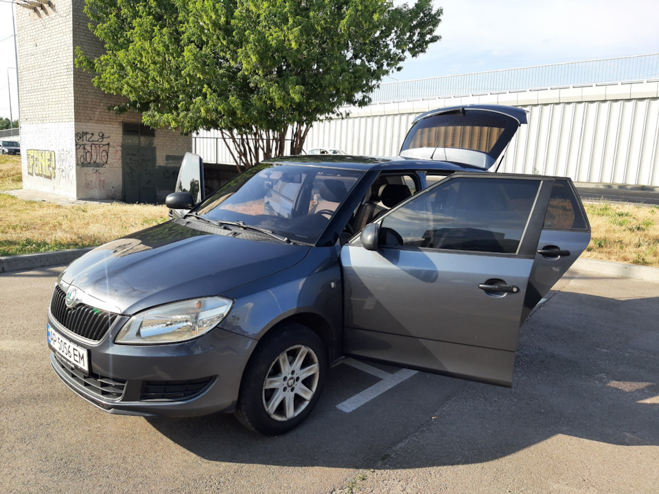 Відгук про авто Skoda Fabia 1.2 HTP Універсал 5