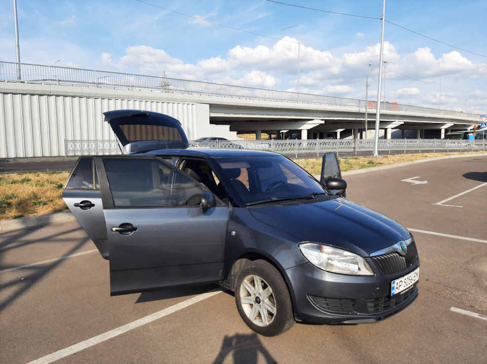 Відгук про авто Skoda Fabia 1.2 HTP Універсал 2